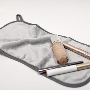 Gray Makeup Remover Cloth
